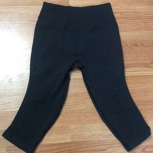 Lululemon In the Flow Crop